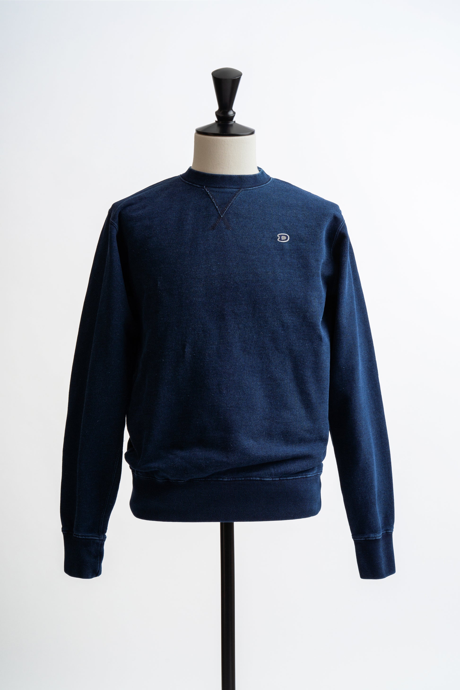 DENIM CREW NECK w/Dino Small Patch