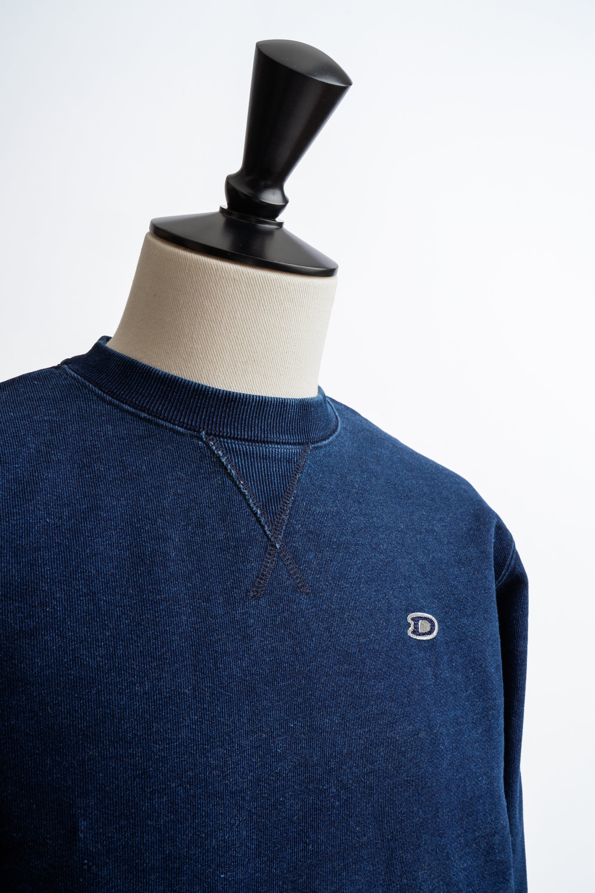 DENIM CREW NECK w/Dino Small Patch