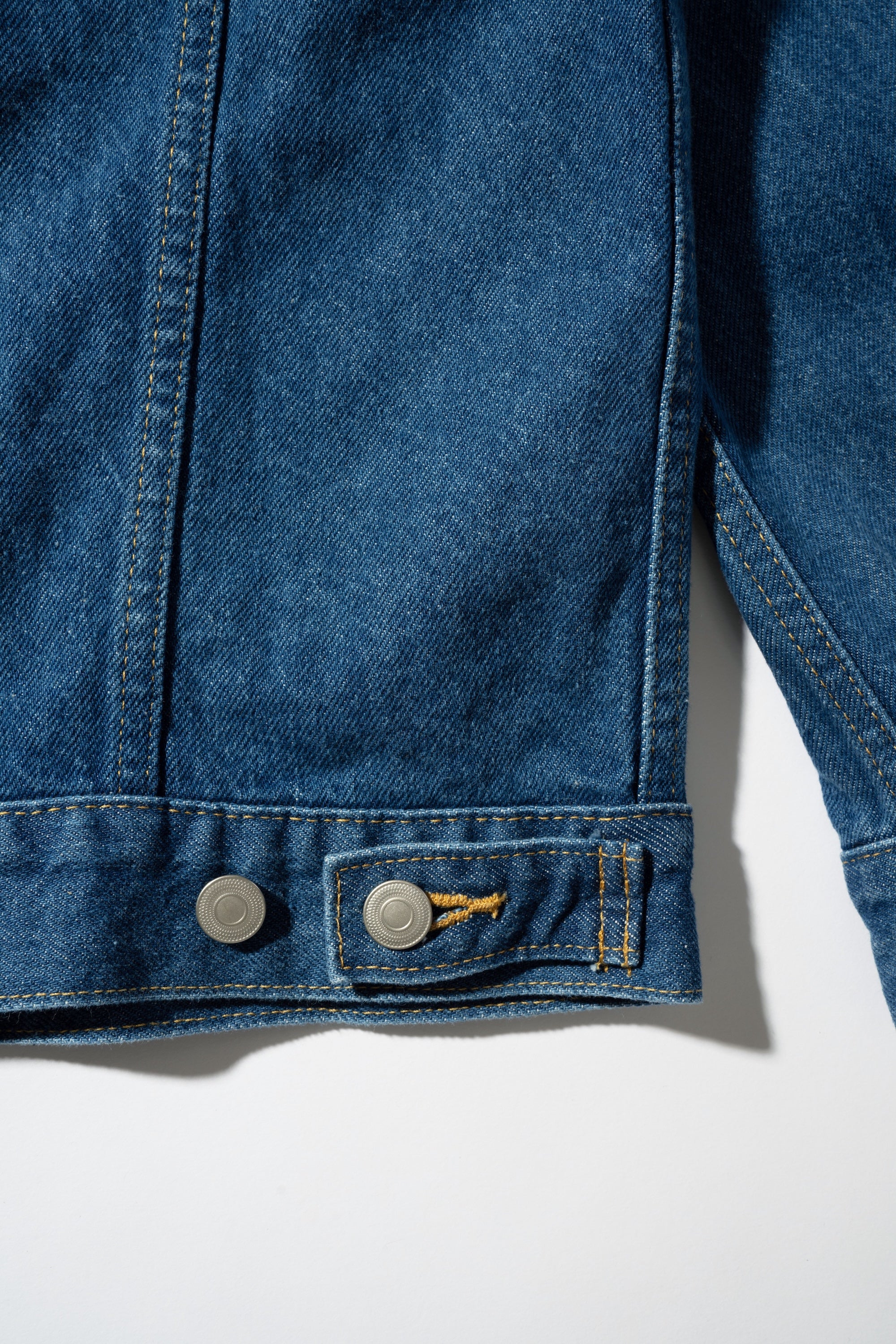 3rd Type Jeans Jacket | Mid indigo – THE TRUNK SHOW Kojima